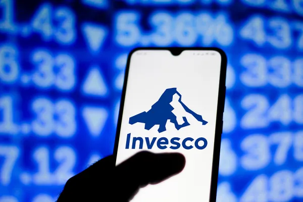 invesco.jpg
