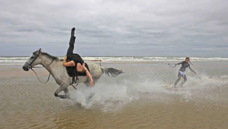 surfing-tricks-large.jpg surfing-tricks-large.jpg